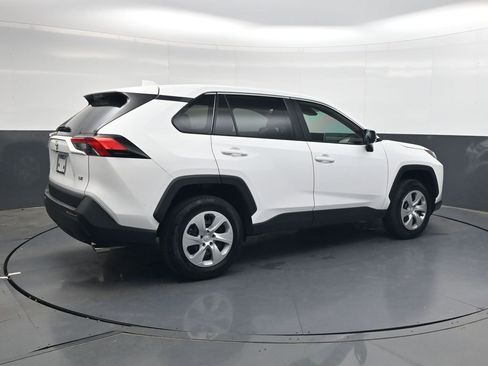 Used 2025 Toyota RAV4 LE FWD image 4