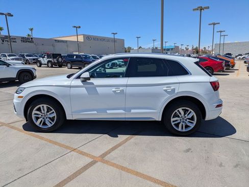 Used 2020 Audi Q5 2.0T Premium w/ Convenience Package AWD/4WD image 4