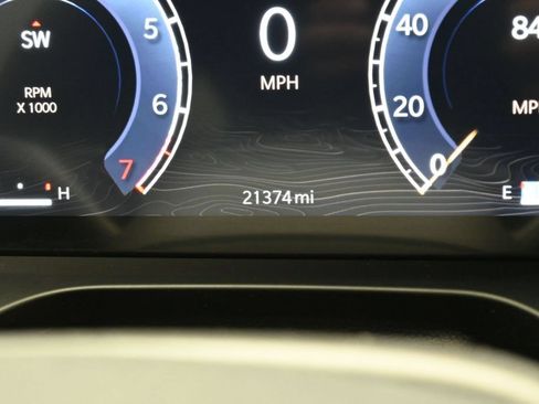 Used 2024 Jeep Grand Cherokee Laredo w/ MOPAR Finishing Package AWD/4WD image 17