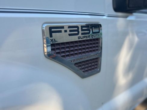 Used 2008 Ford F350 Lariat image 3