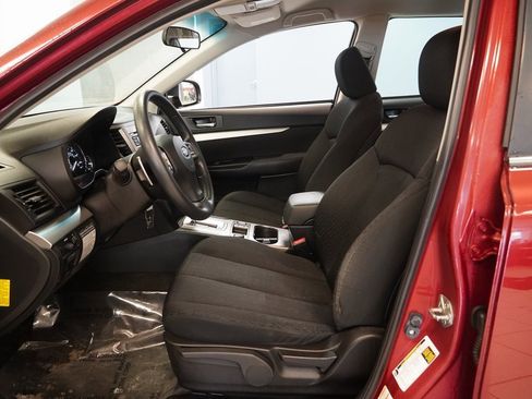 Used 2012 Subaru Outback 2.5i image 5