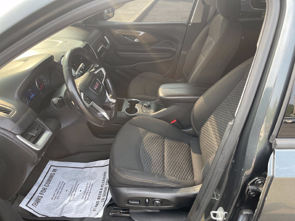 Used 2020 GMC Terrain SLE w/ Driver Convenience Package AWD/4WD image 16