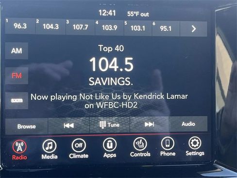 Used 2022 Dodge Durango GT image 21