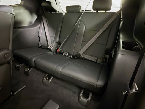 Used 2025 Buick Enclave Preferred image 29