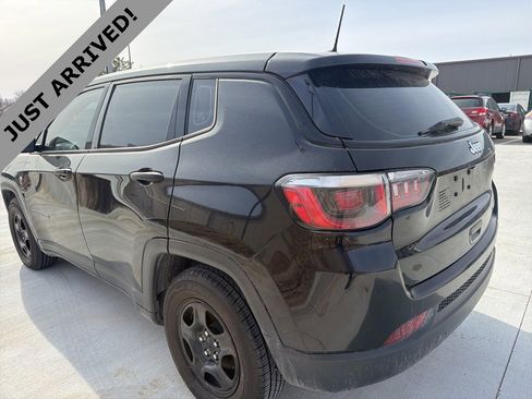 Used 2020 Jeep Compass Sport image 7