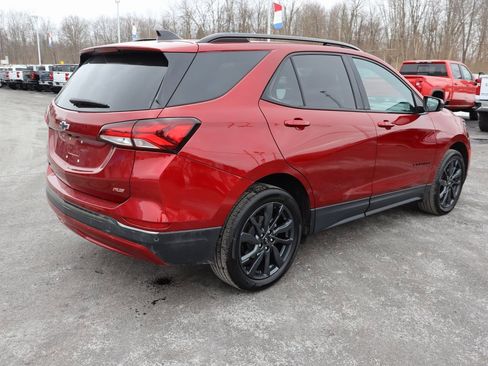 Used 2023 Chevrolet Equinox RS image 32