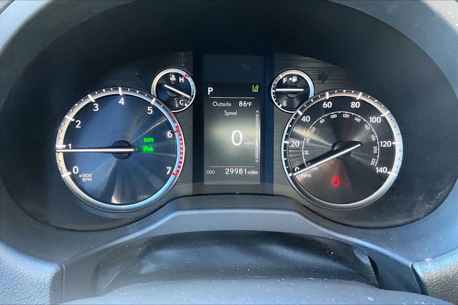 Used 2023 Lexus GX 460 Premium w/ Premium Package AWD/4WD image 24