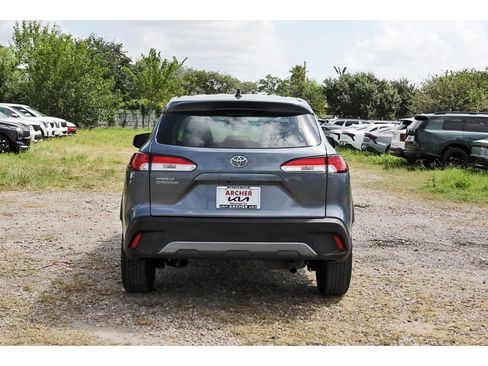 Used 2022 Toyota Corolla Cross L FWD image 4