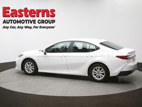 Used 2025 Toyota Camry LE FWD image 61