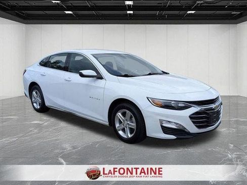 Used 2022 Chevrolet Malibu LT FWD image 7