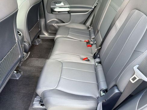 New 2026 Mercedes-Benz GLB 250 4MATIC image 25