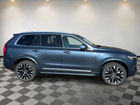 New 2026 Volvo XC90 B6 Ultra image 2