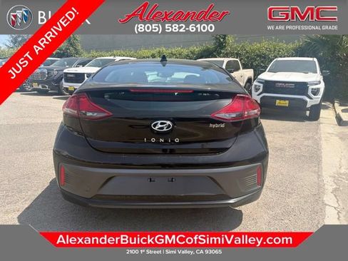 Used 2020 Hyundai Ioniq SE FWD image 7