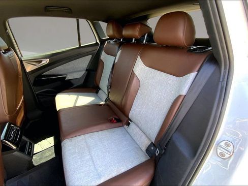 Certified 2023 Volkswagen ID.4 Pro RWD image 24