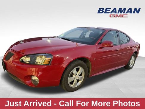 Used 2008 Pontiac Grand Prix w/ Premium Package image 1