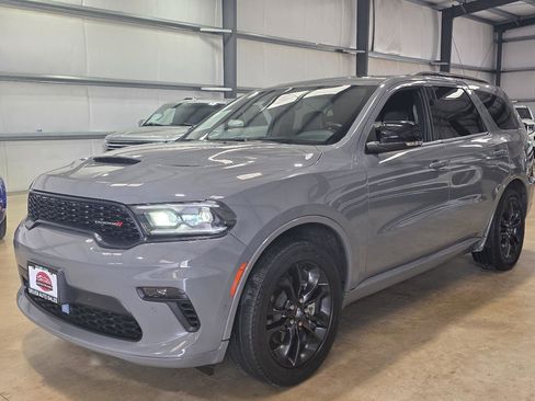 Used 2023 Dodge Durango GT RWD image 1