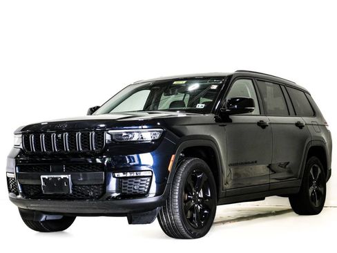 Used 2023 Jeep Grand Cherokee L Limited w/ Luxury Tech Group II AWD/4WD image 3