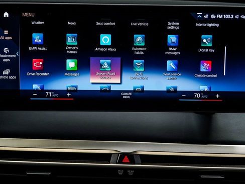 Used 2022 BMW iX xDrive50 w/ Sport Package image 31