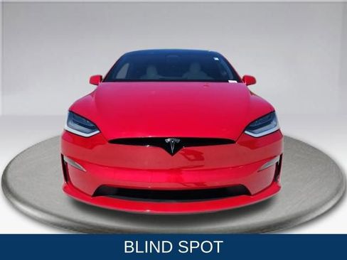 Used 2022 Tesla Model X image 9