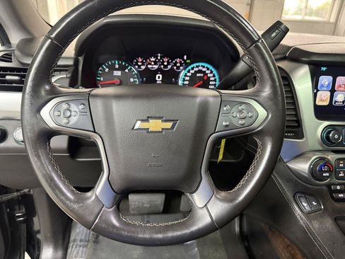 Used 2017 Chevrolet Suburban LT AWD/4WD image 18
