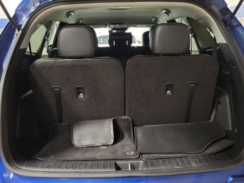 Used 2023 Kia Sorento S image 8