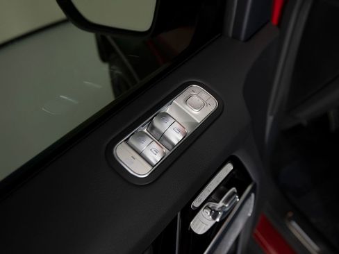 Used 2024 Mercedes-Benz G 63 AMG 4MATIC image 11