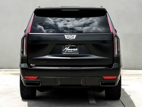 Used 2021 Cadillac Escalade Sport Platinum AWD/4WD image 10