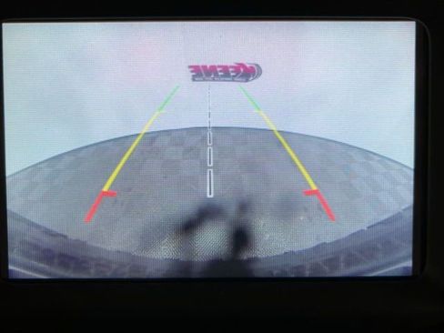 Used 2018 Jeep Wrangler Sport image 11