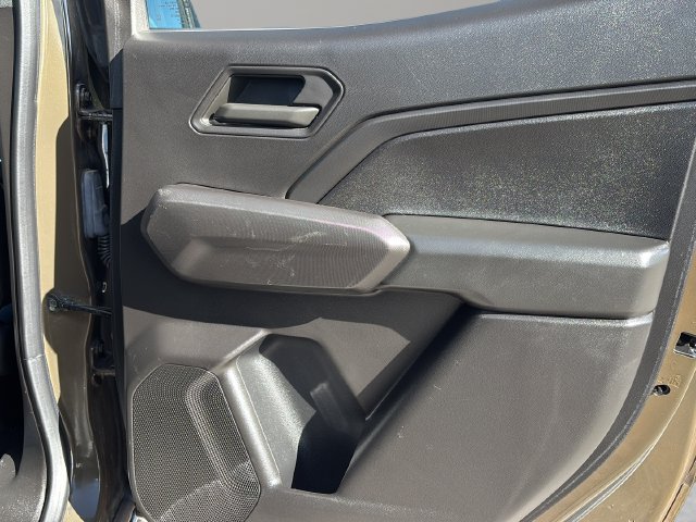 Used 2024 Chevrolet Colorado W/T w/ WT Convenience Package II AWD/4WD image 11