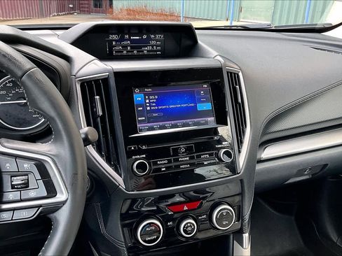 Used 2022 Subaru Forester Premium image 7