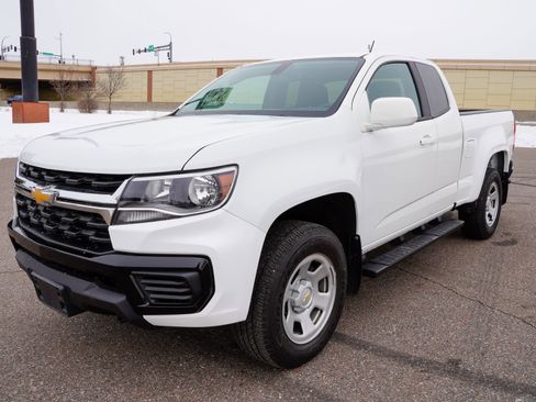 Used 2022 Chevrolet Colorado W/T image 8