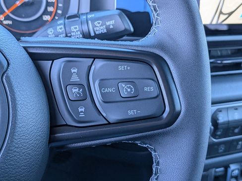 New 2026 Jeep Wrangler Unlimited Rubicon image 17