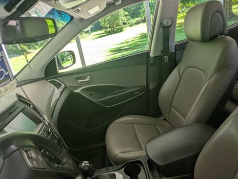 Used 2017 Hyundai Santa Fe Sport AWD/4WD image 8