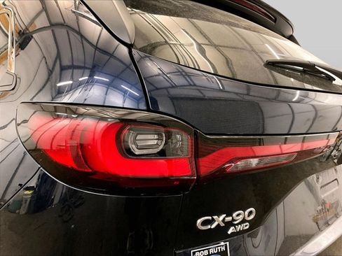 Used 2024 MAZDA CX-90 Plug-In Hybrid w/ Premium Pkg AWD/4WD image 29