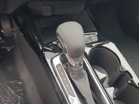 New 2026 Chevrolet Trax LT w/ Midnight Edition FWD image 27