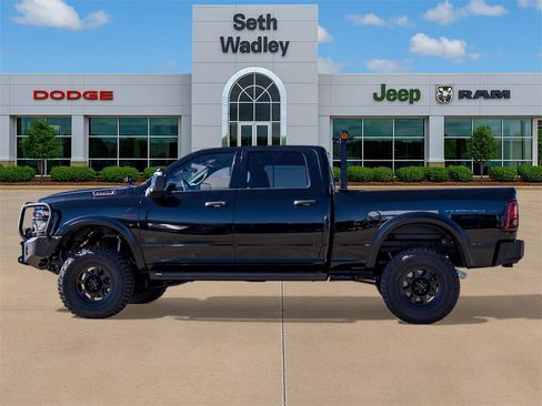 New 2025 RAM 2500 Big Horn image 4