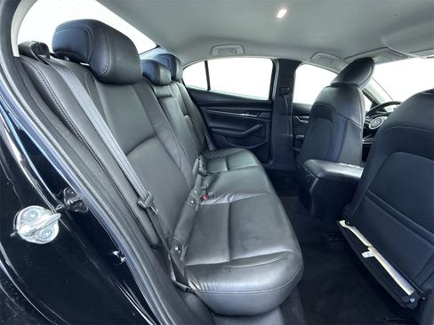 Used 2020 MAZDA MAZDA3 Sedan w/ Select Package image 39