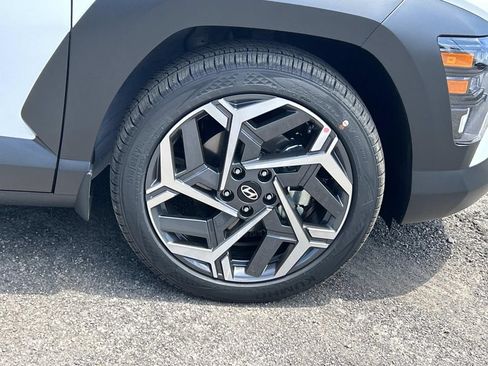 New 2026 Hyundai Kona SEL Premium FWD image 9