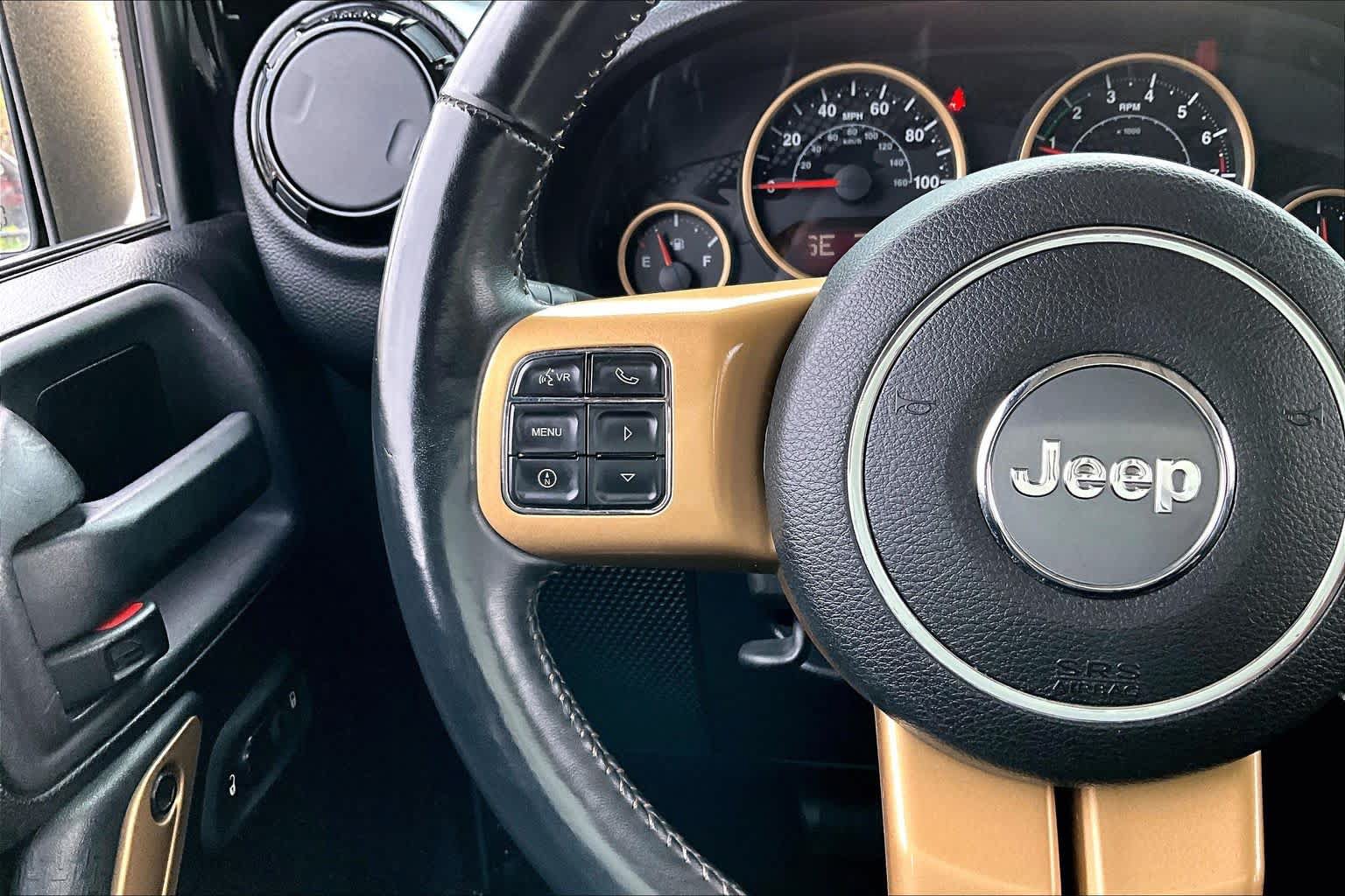 Used 2014 Jeep Wrangler Unlimited Sahara AWD/4WD image 24