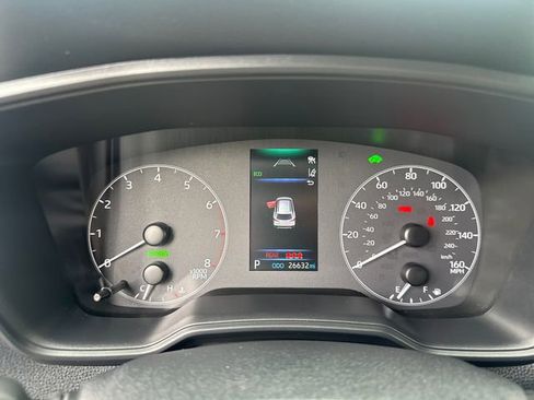 Certified 2024 Toyota Corolla Cross SE image 31