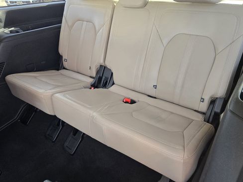 Certified 2024 Ford Expedition Limited image 32