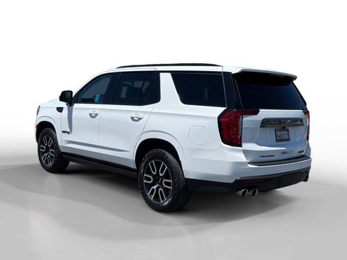 Used 2023 GMC Yukon AT4 w/ AT4 Premium Plus Package AWD/4WD image 3