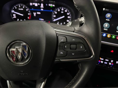 Used 2022 Buick Envision Essence w/ Technology Package I image 18