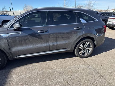 Used 2023 Kia Sorento EX image 6