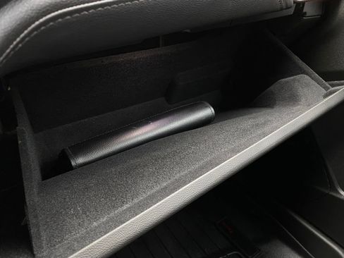 Used 2021 Cadillac XT4 Premium Luxury w/ Cold Weather Package image 20