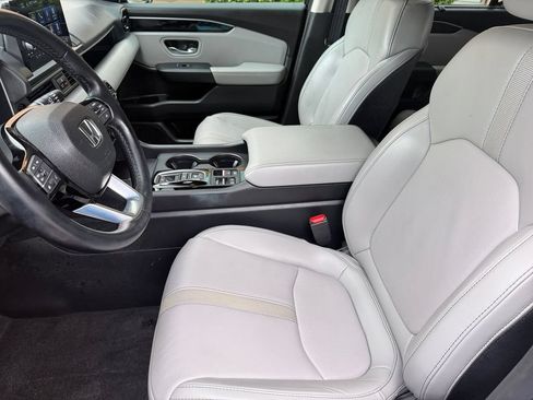 Used 2023 Honda Pilot EX-L image 10