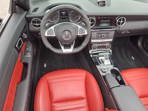 Used 2020 Mercedes-Benz SLC 43 AMG image 10