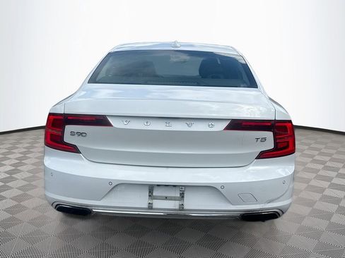 Used 2019 Volvo S90 T5 Momentum FWD image 7