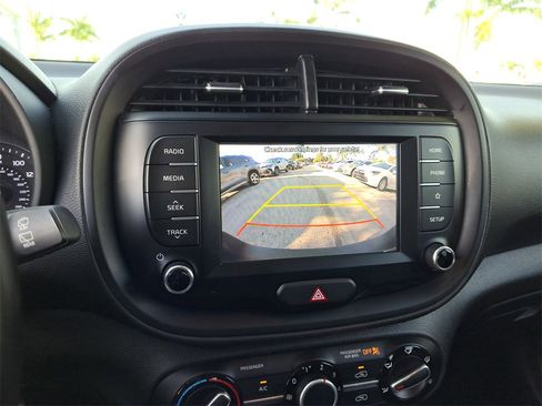 Used 2021 Kia Soul X-Line image 23