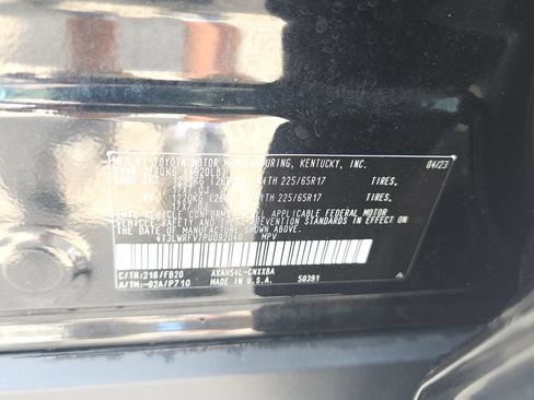 Used 2023 Toyota RAV4 LE AWD/4WD image 21
